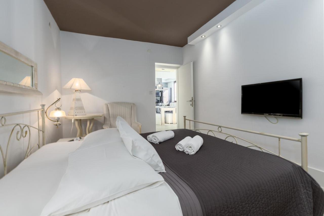 Apartments Bori 波雷奇 外观 照片